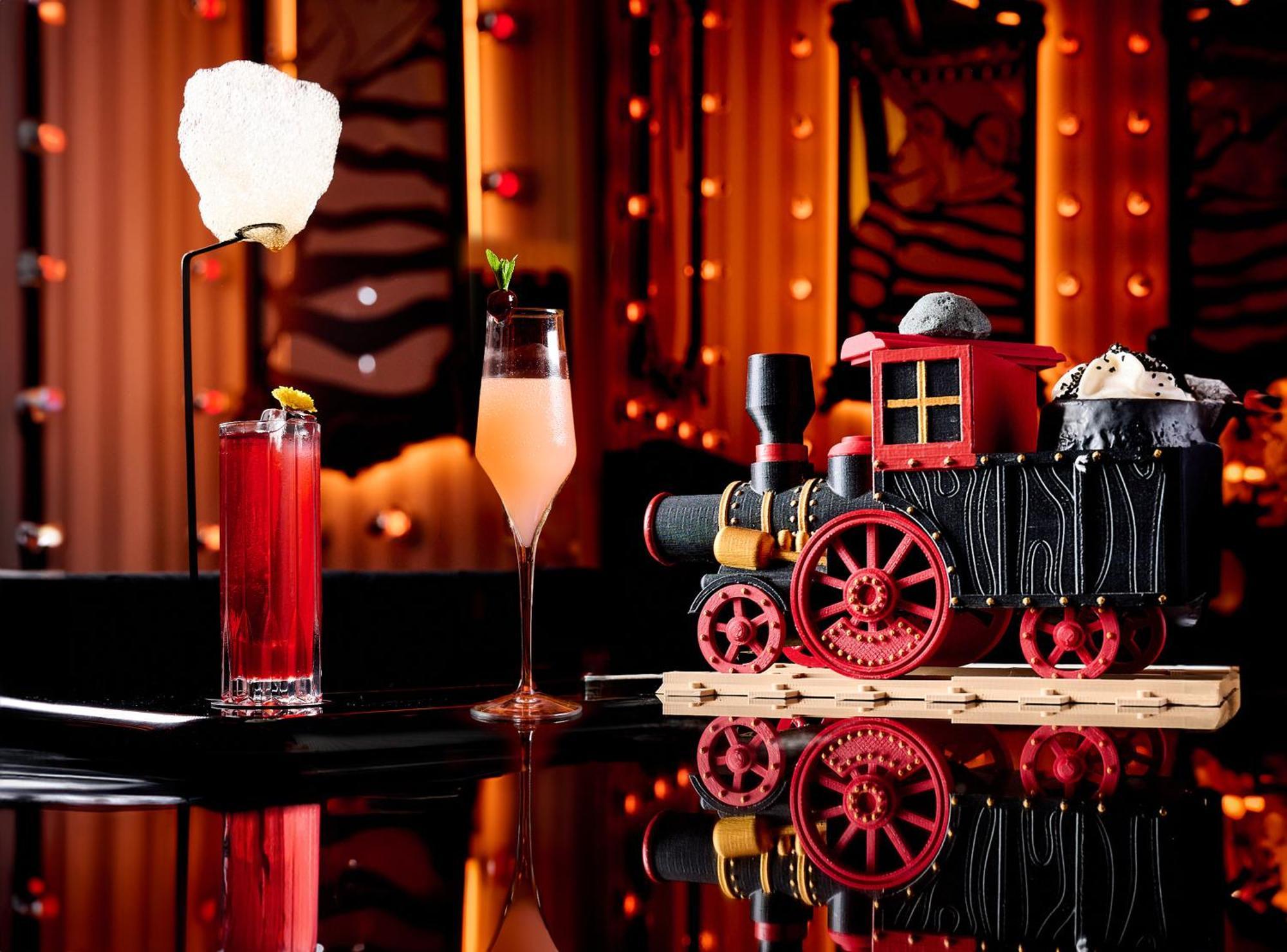 Five Luxe Hotel Дубай Екстериор снимка The bar at the Mandarin Oriental, Munich