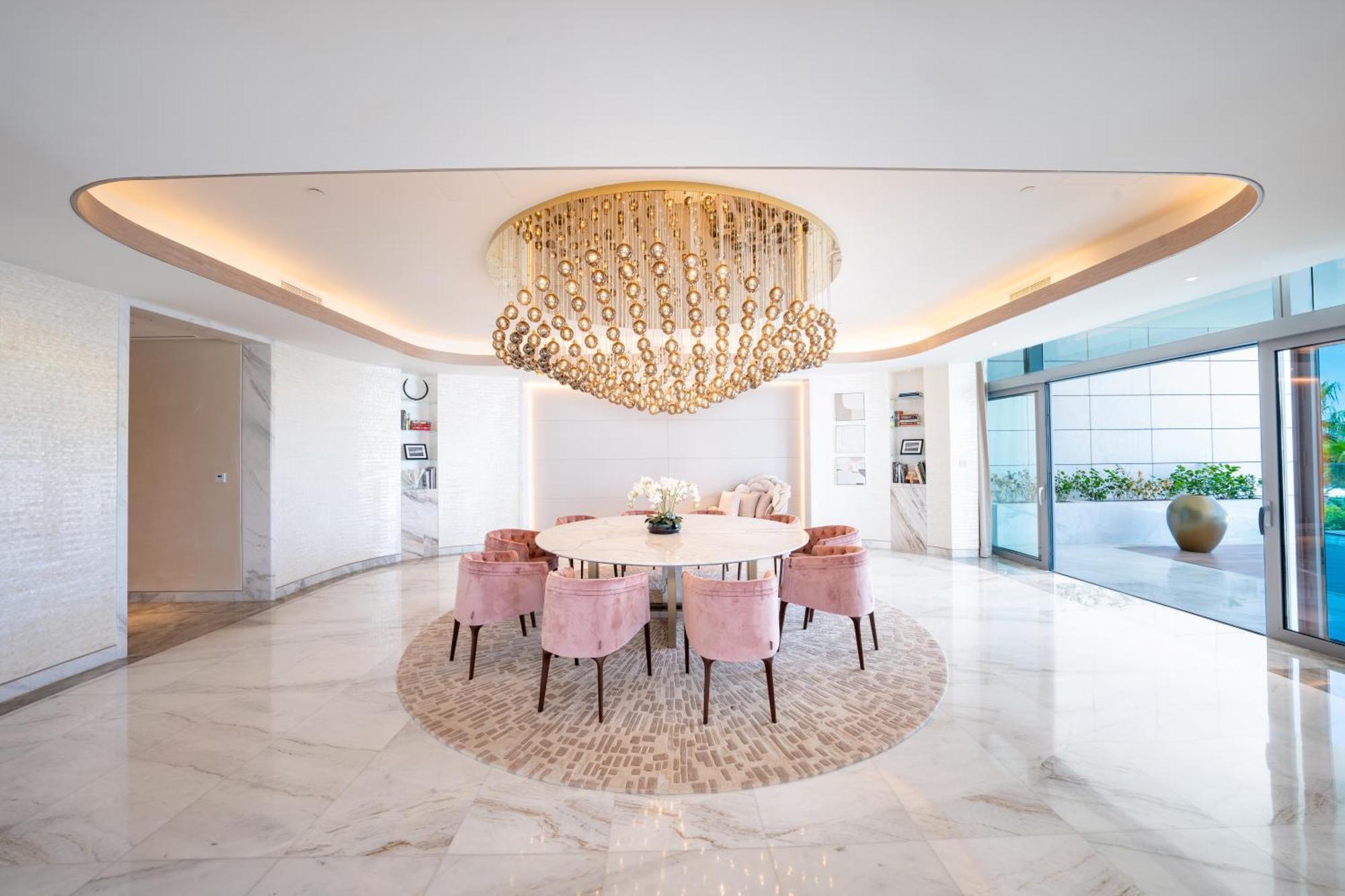 Five Luxe Hotel Дубай Екстериор снимка Dining room