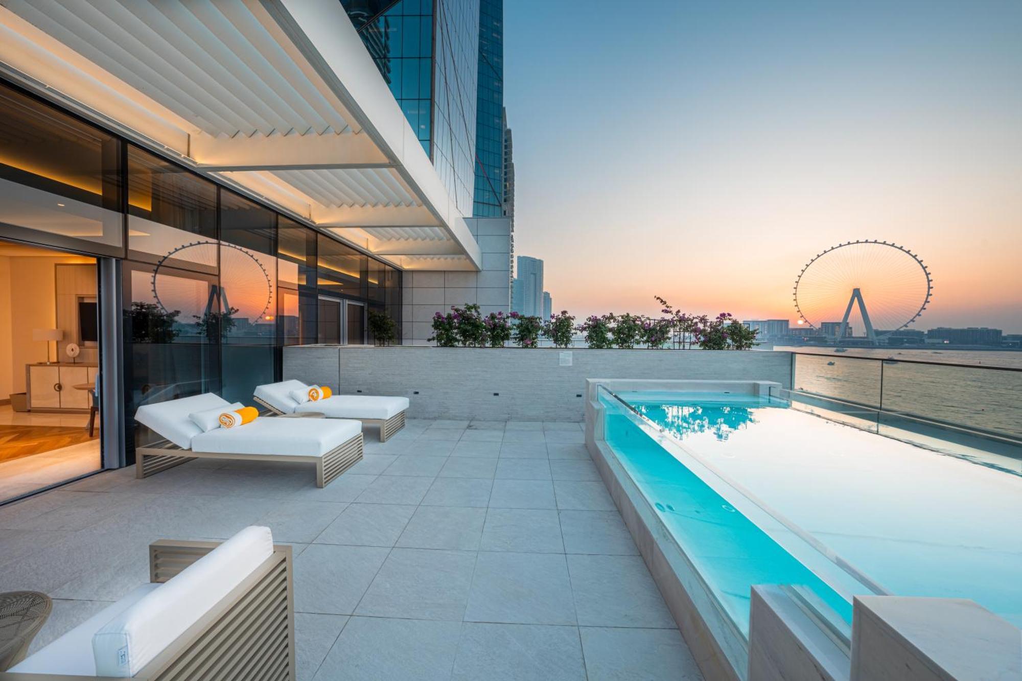 Five Luxe Hotel Дубай Екстериор снимка The Address Sky View