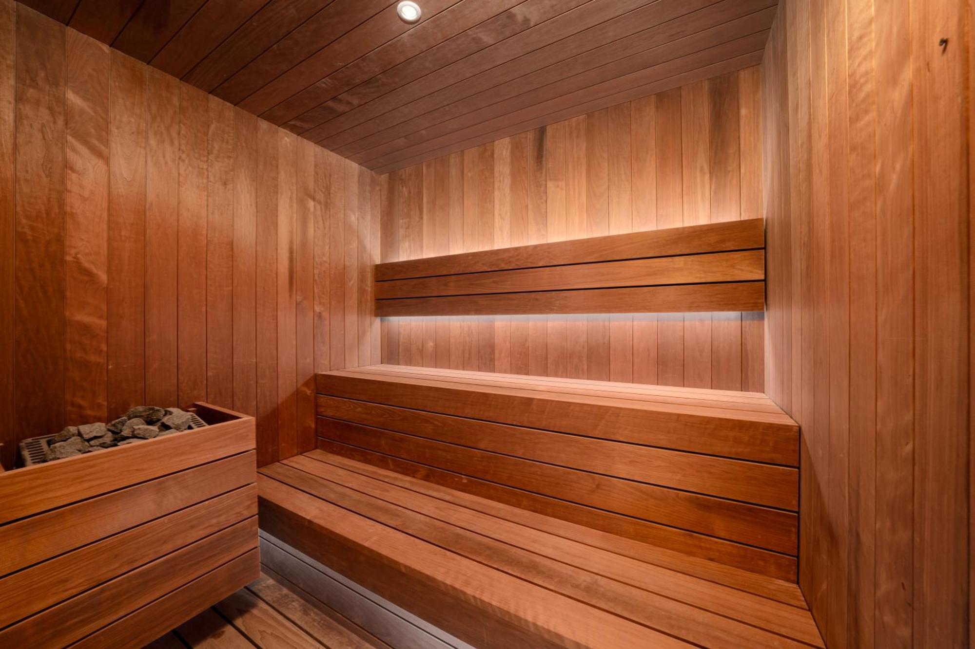 Five Luxe Hotel Дубай Екстериор снимка A modern Finnish sauna